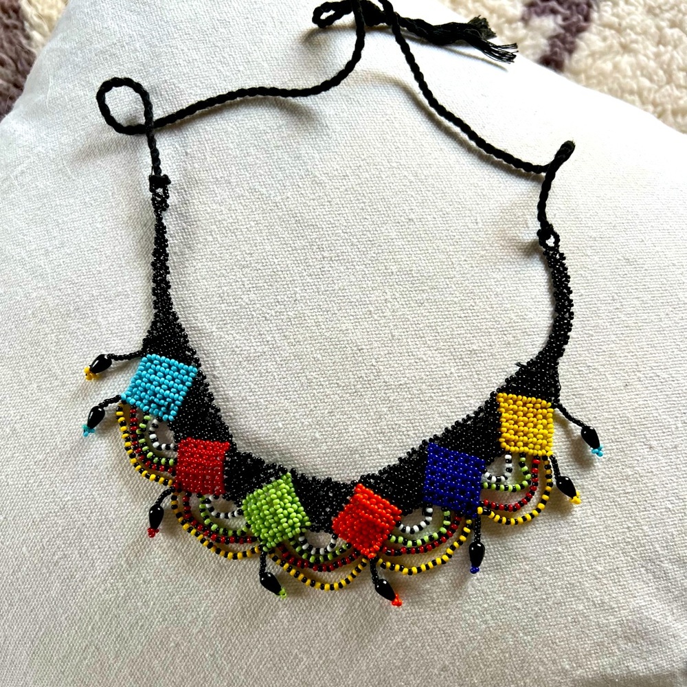 Multicolor beaded choker - Picture 2 of 4
